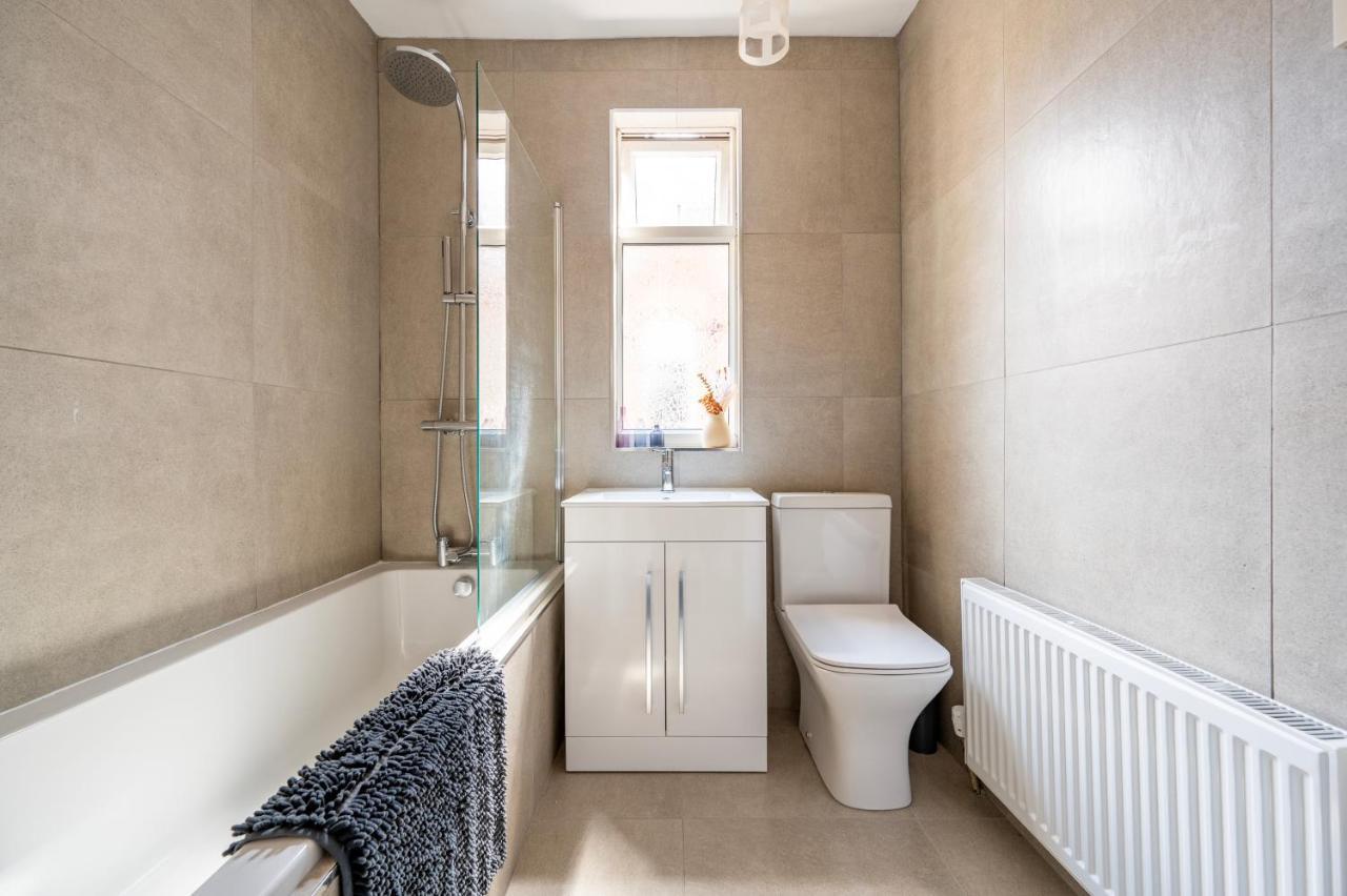 Luxury Liverpool Accommodation Exterior foto